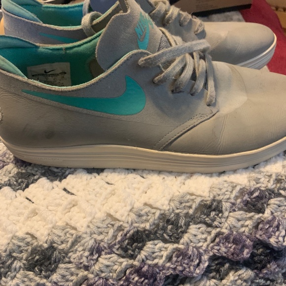 Nike snickers - Picture 2 of 2